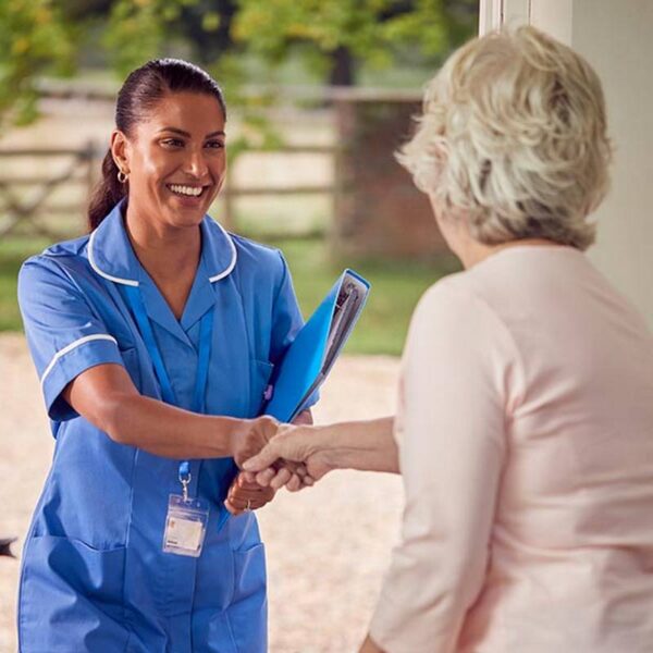 Home 1 How Private Duty Home Care Helps Your Family